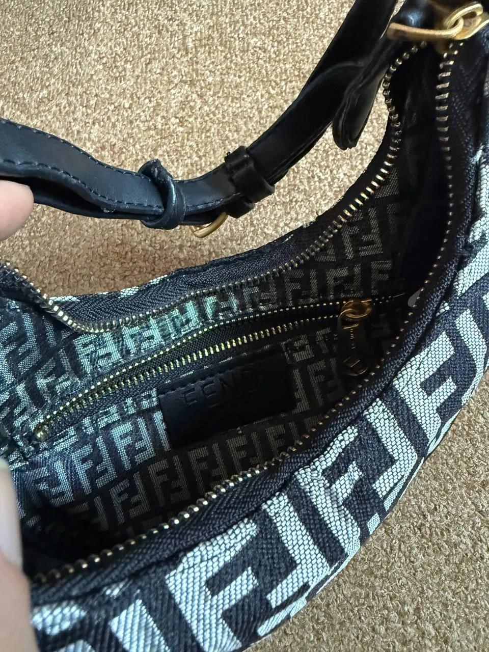 Сумочка Fenty
