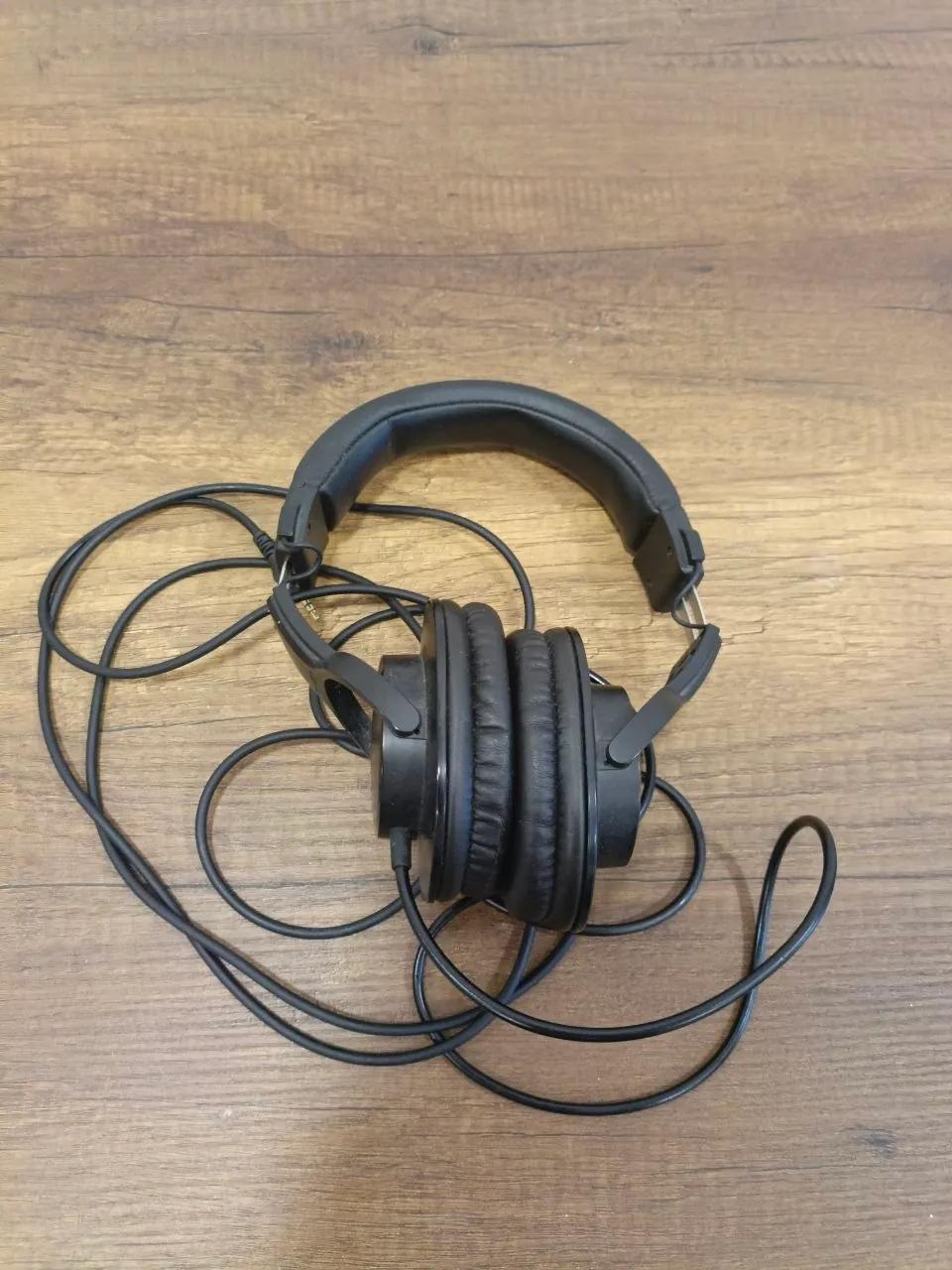 Наушники Audio-Technica ATH-M20x, хорошее состояние