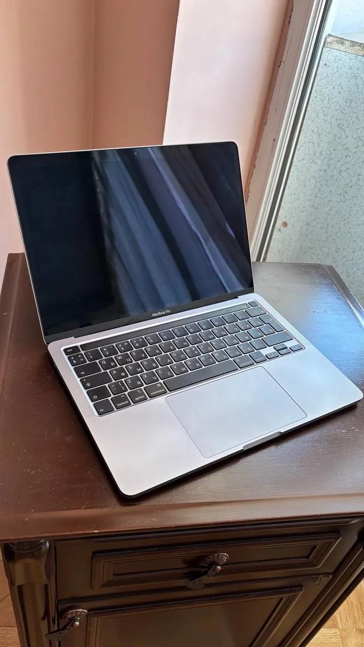 MacBook Pro 2020 13 дюймов i7 32GB/500GB