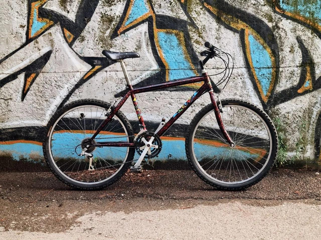 Велосипед 26 дюймов с трансмиссией Shimano Altus