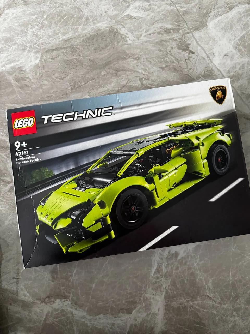 Конструктор LEGO Technic Lamborghini Huracán Tecnica