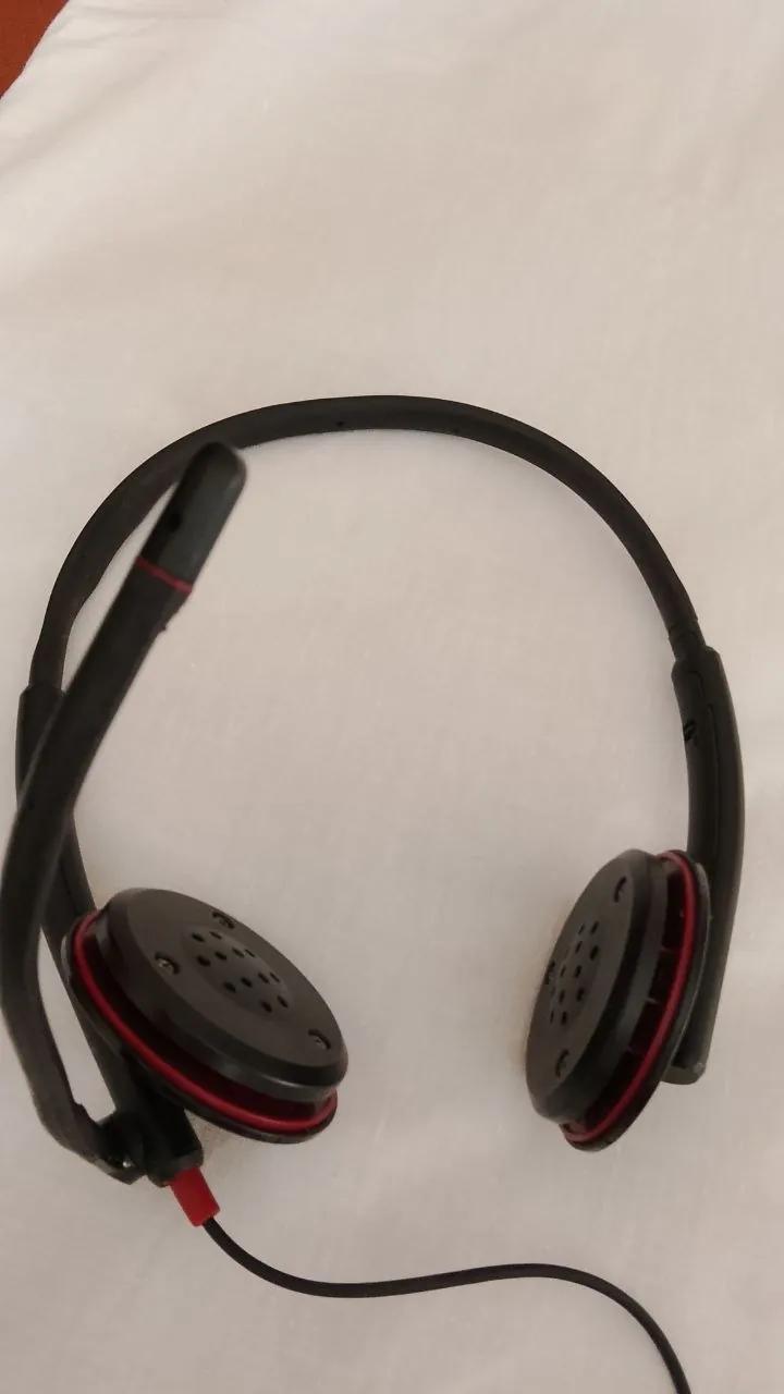 Наушники Plantronics с нерабочим микрофоном
