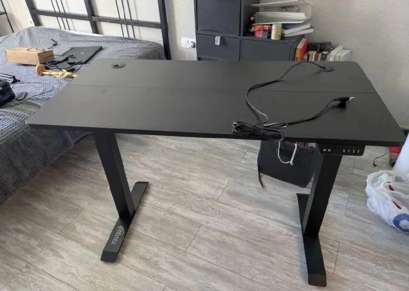 Компьютерный стол Ritmix TBL-120 с регулировкой высоты