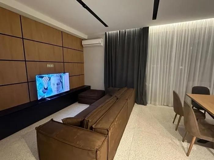 Квартира 86 м² с 2 комнатами в Сабуртало