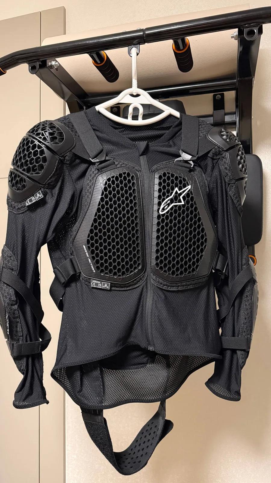 Мотоциклетная защитная куртка Alpinestars