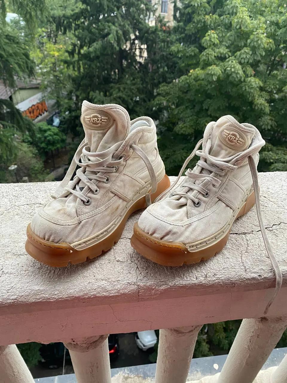 Утеплённые ботинки на платформе The Art Company