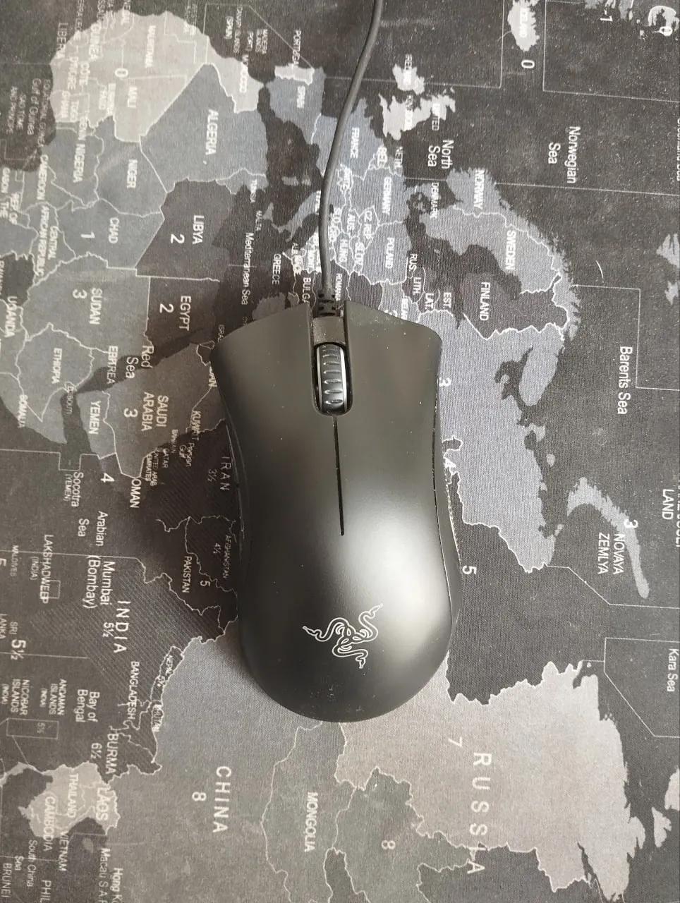 Мышь Razer DeathAdder и клавиатуры