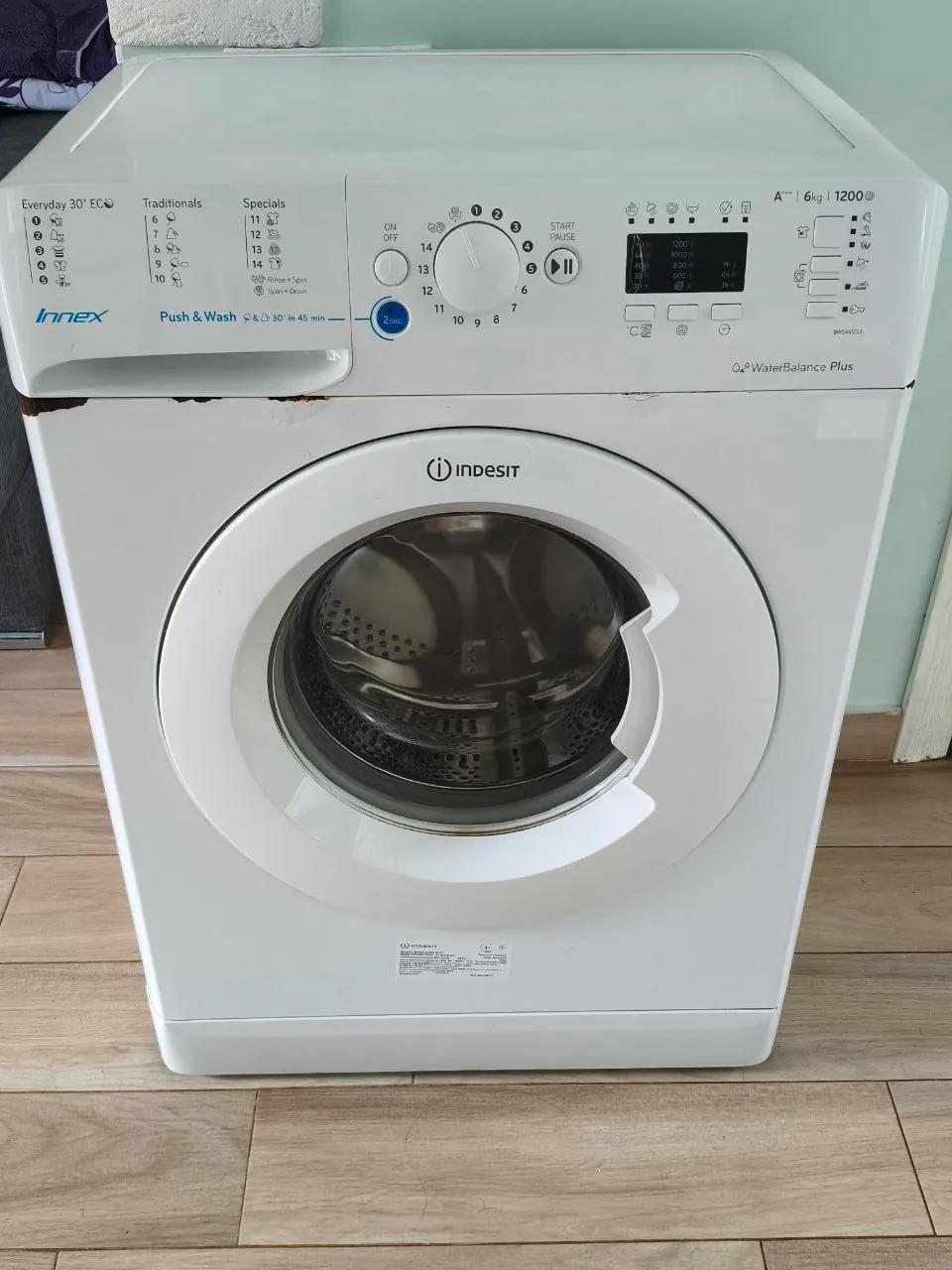 Стиральная машина Indesit 6 кг после сервиса