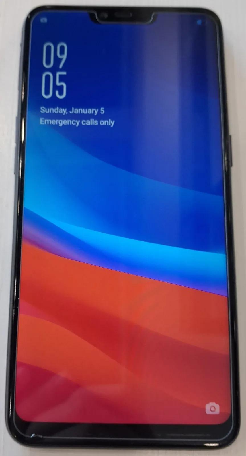 OPPO A3s 128 ГБ в идеальном состоянии