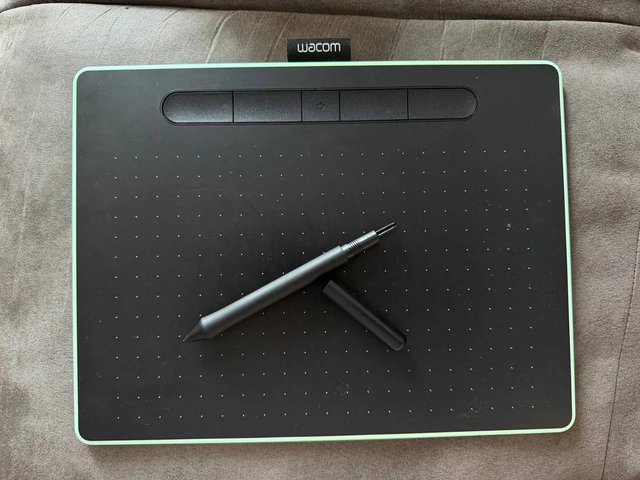 Графический планшет Wacom Intuos