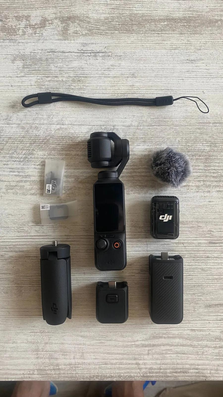 DJI Osmo Pocket 3 Pro Creator Combo