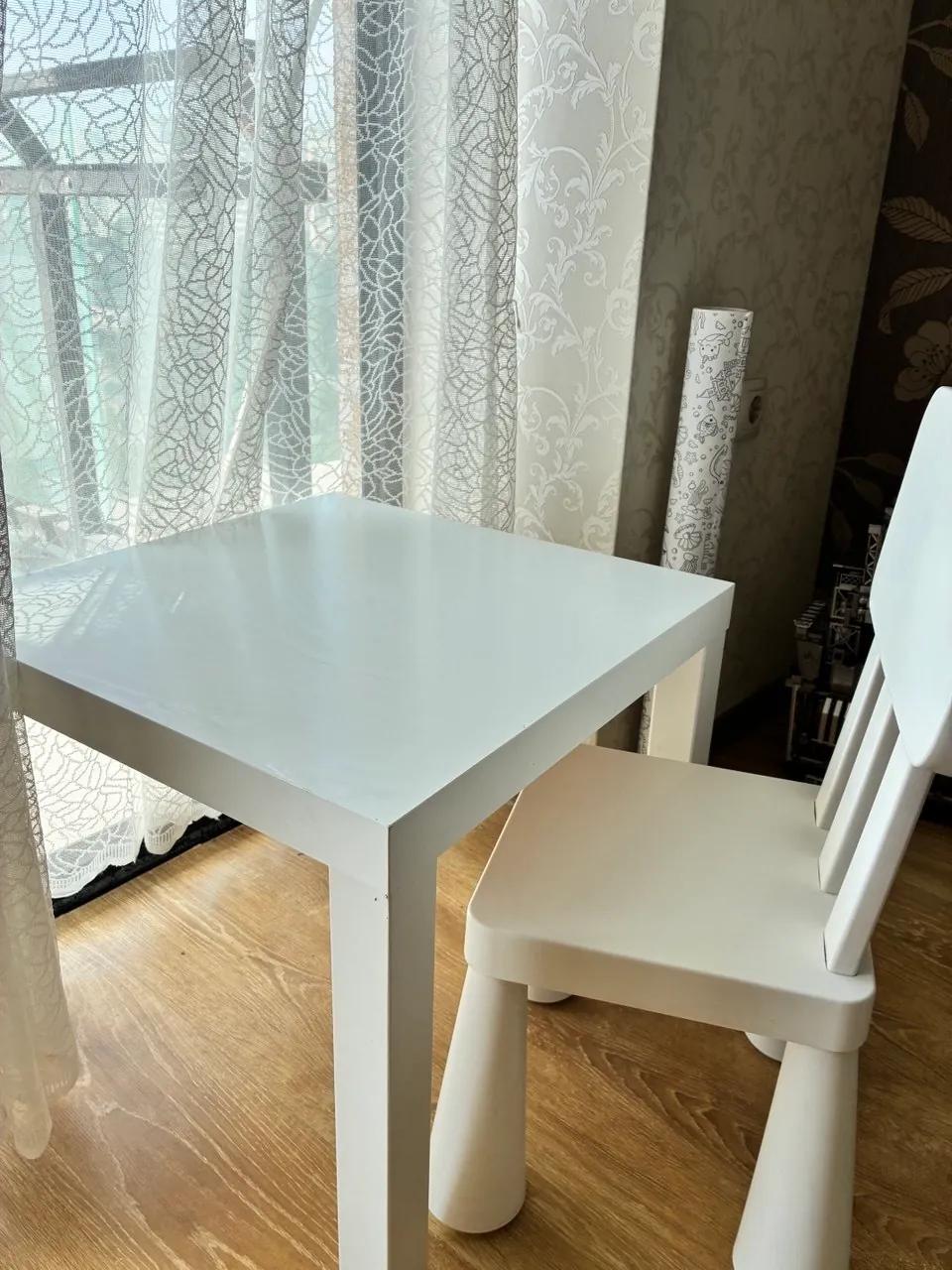 Детский стол и стул IKEA в Ваке