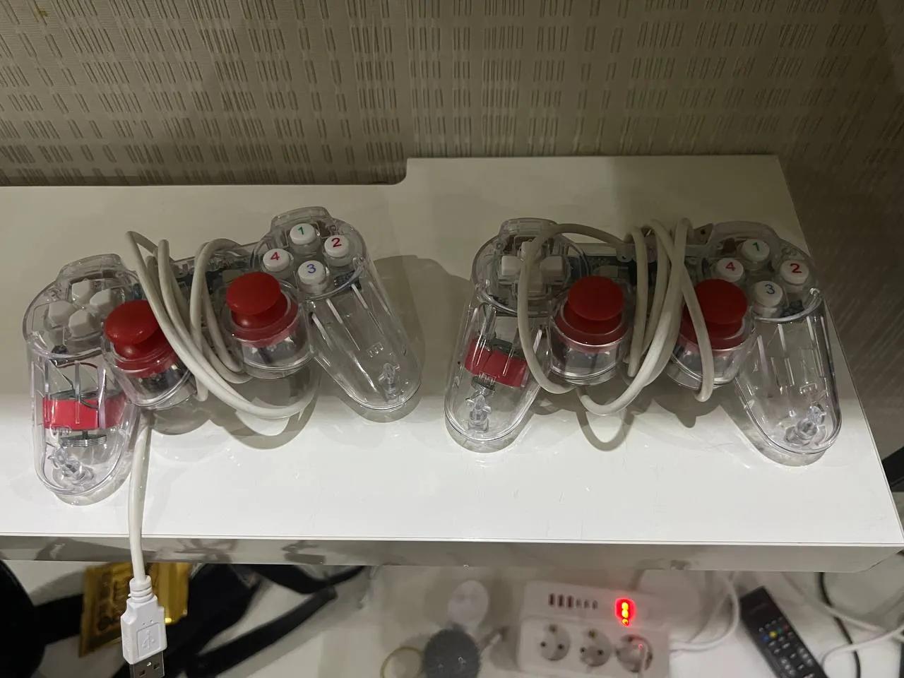 Два джойстика для игр на ПК