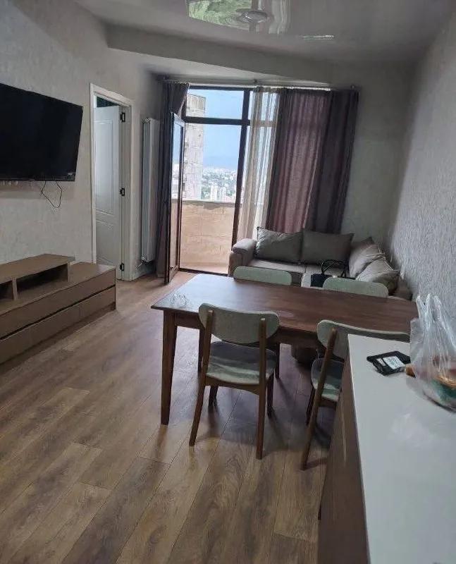Квартира 55 м² с 2 комнатами в Сабуртало