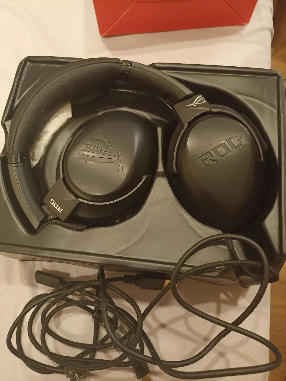 Наушники ROG проводные с микрофоном