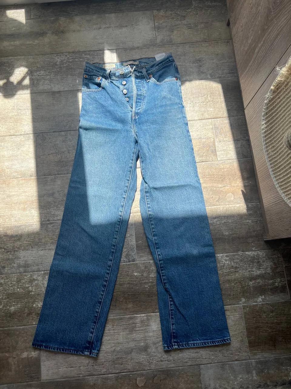 Джинсы Levi's Ribcage Straight