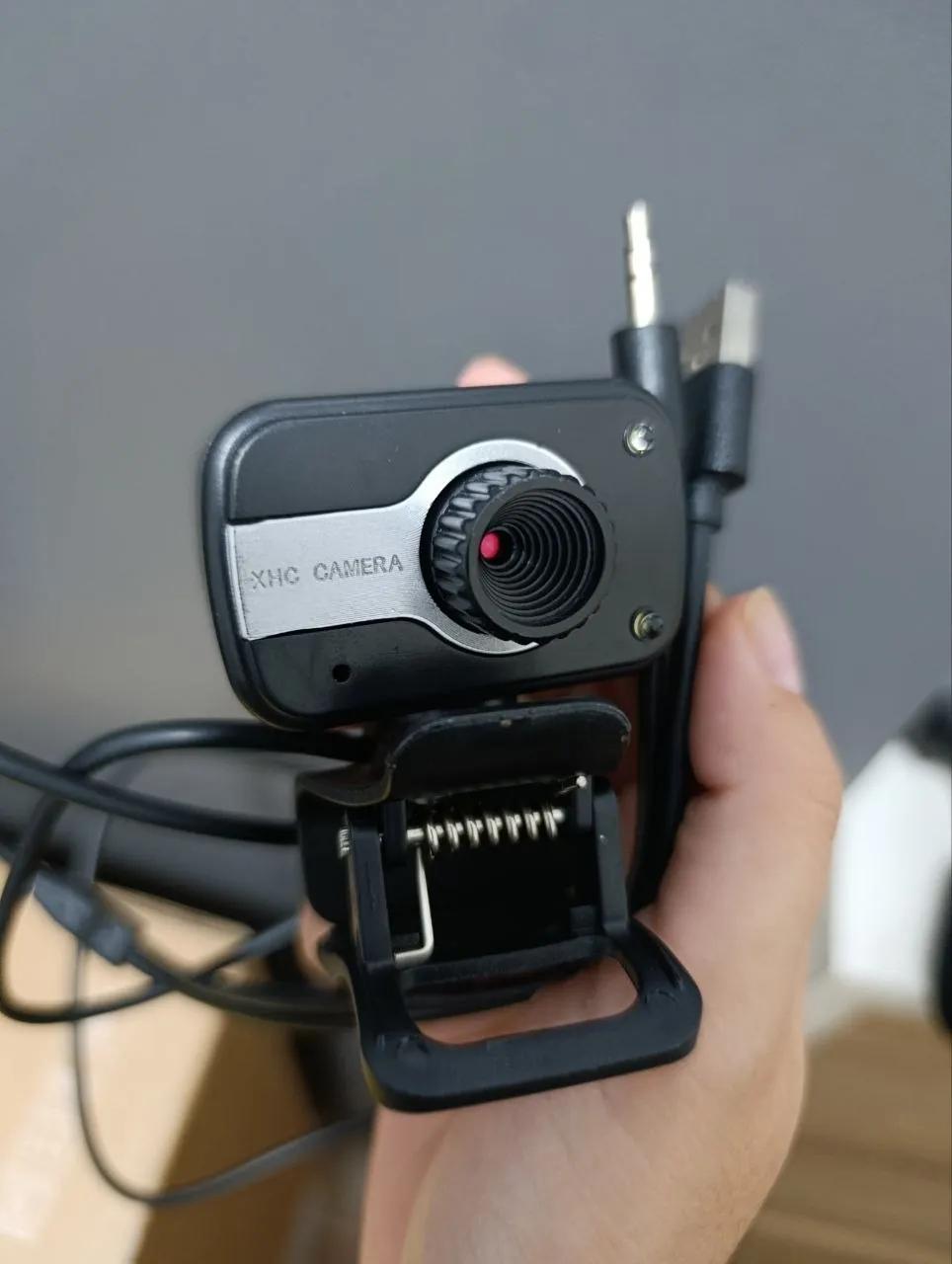 Веб-камера XHC с USB-кабелем и креплением