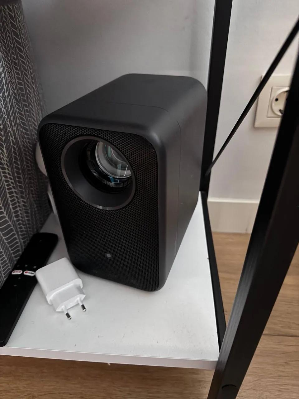 Проектор Xiaomi Smart Projector L1 Pro