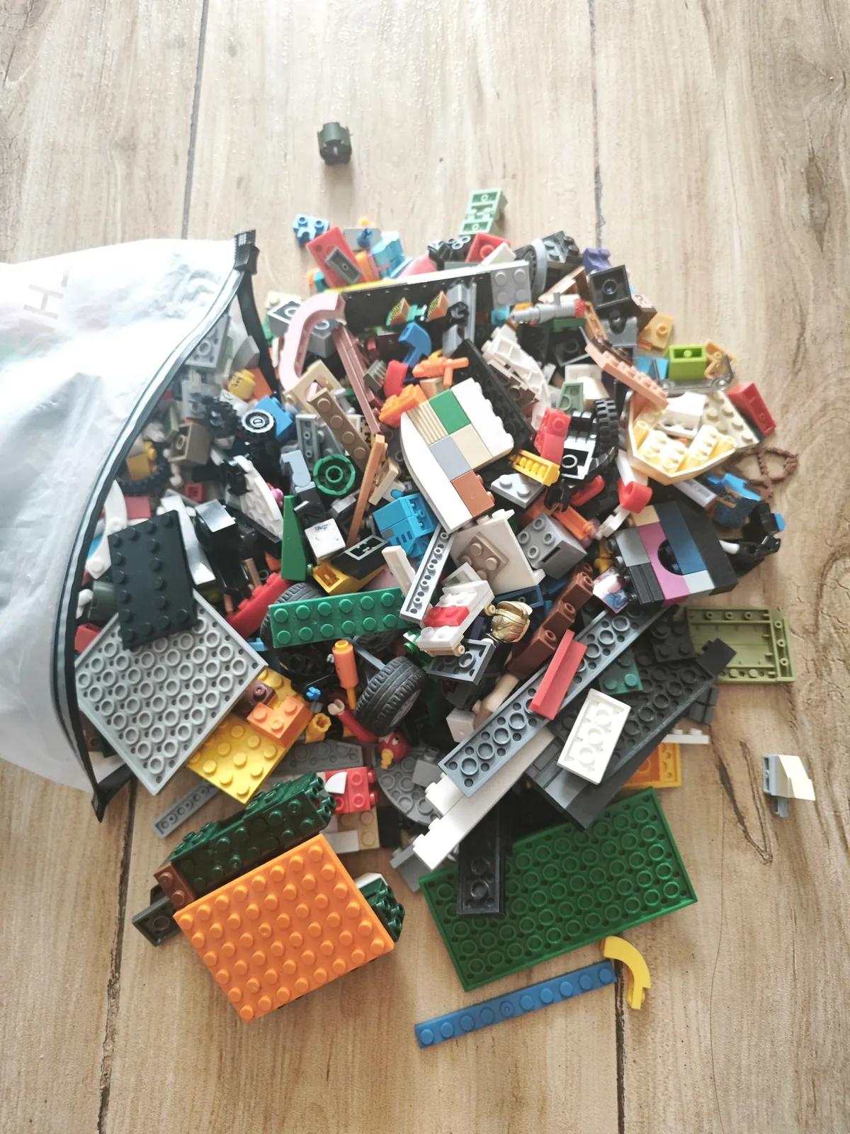 Набор деталей конструктора Lego