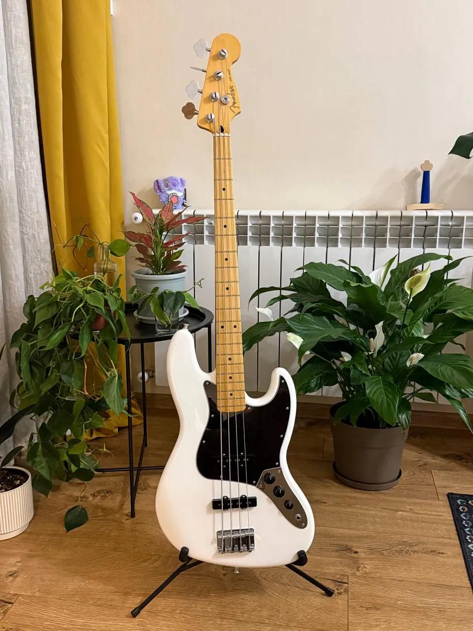 Бас-гитара Fender Player II Jazz Bass Polar White