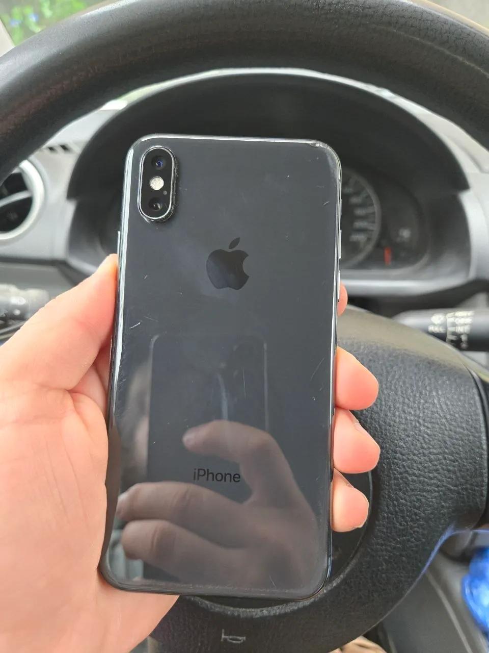 IPhone XS американская версия с батареей 83%
