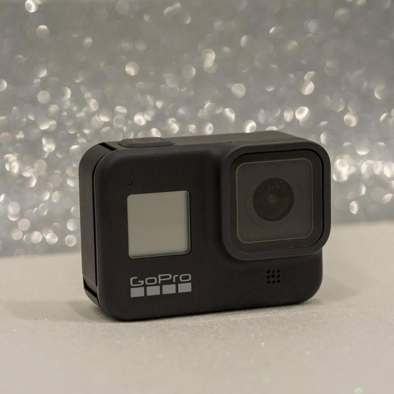 Экшн-камера GoPro Hero 8 с картой памяти