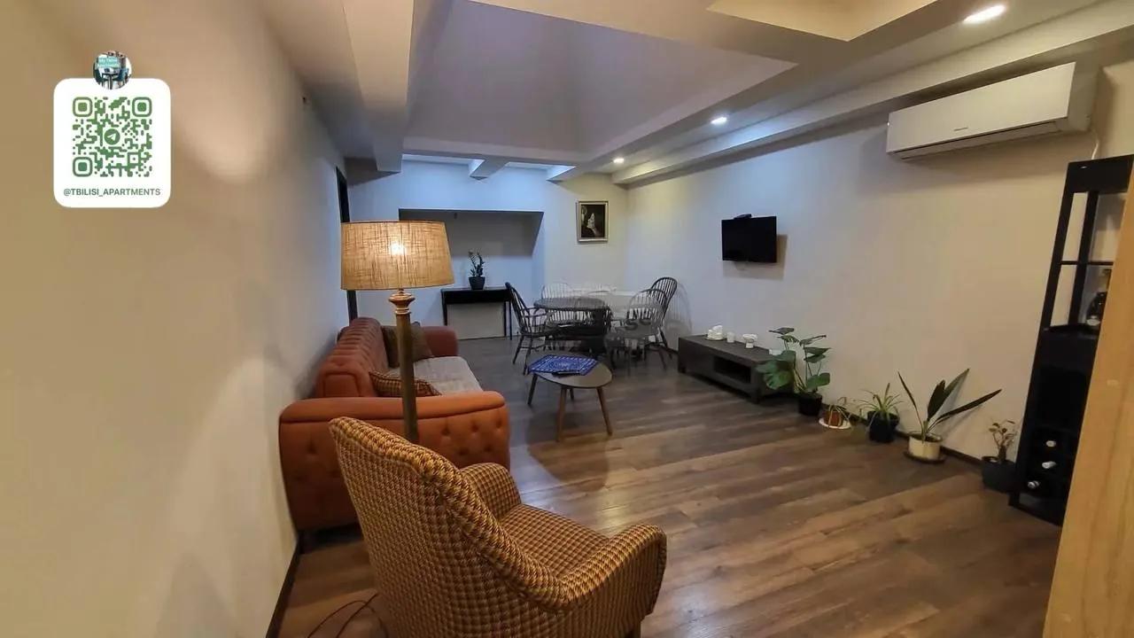 Квартира 87 м² с балконом в Чугурети