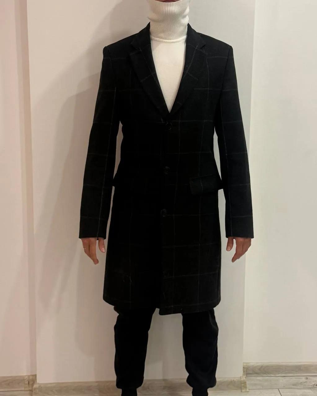 Мужское пальто бренда Zara Man