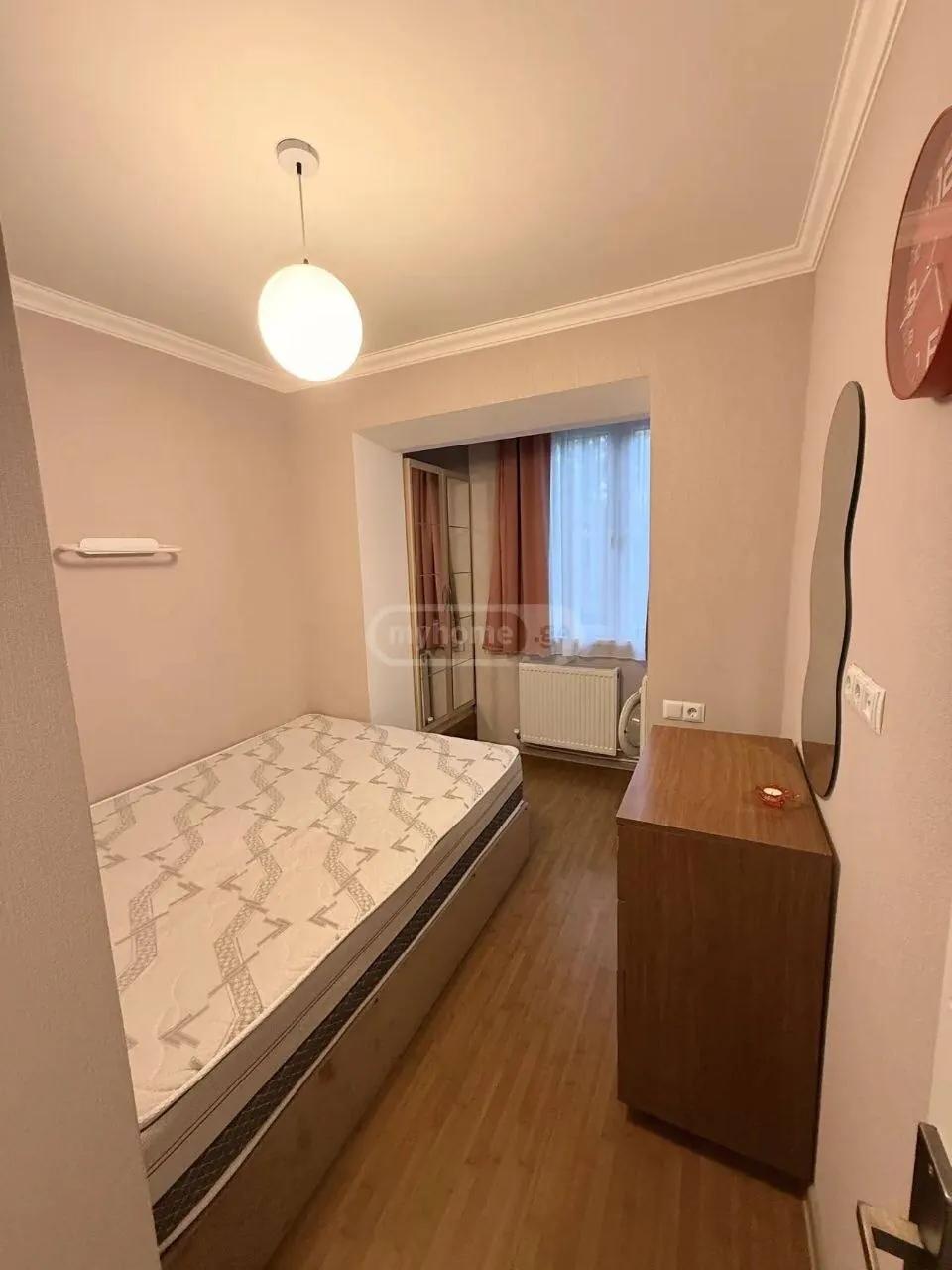 Квартира 40 м² с новым ремонтом в Дигомском массиве