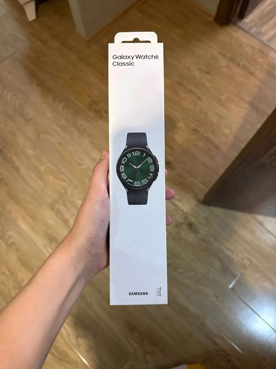 Коробка от часов Galaxy Watch 6
