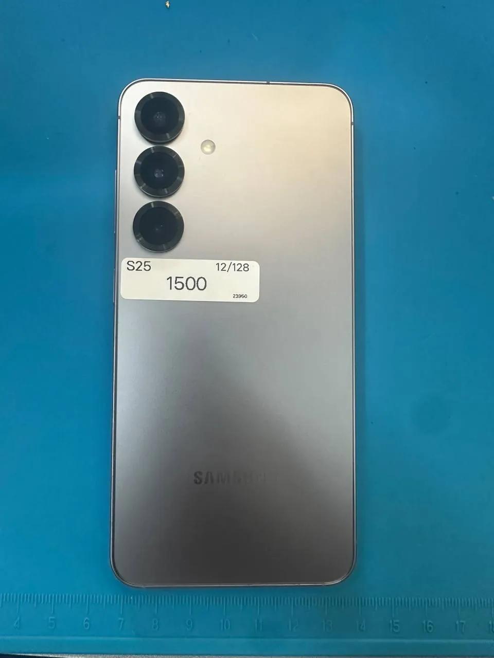 Samsung Galaxy S25 256GB