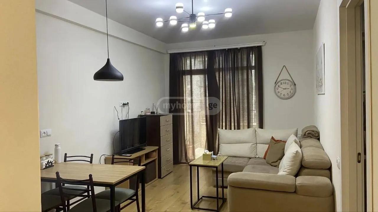 Квартира 55 м² с 2 комнатами у метро Ахметели