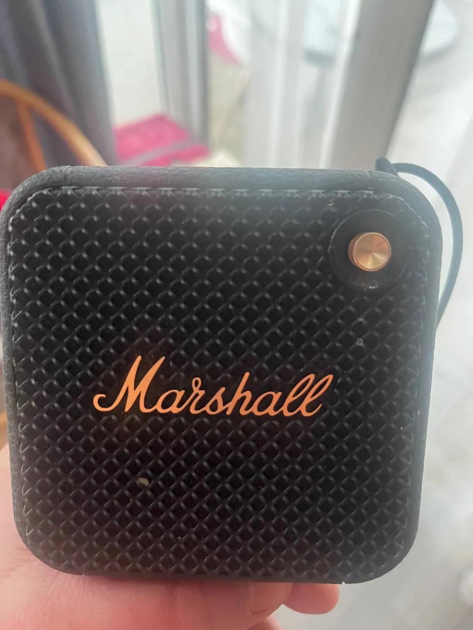Портативная колонка Marshall с защитой IP67