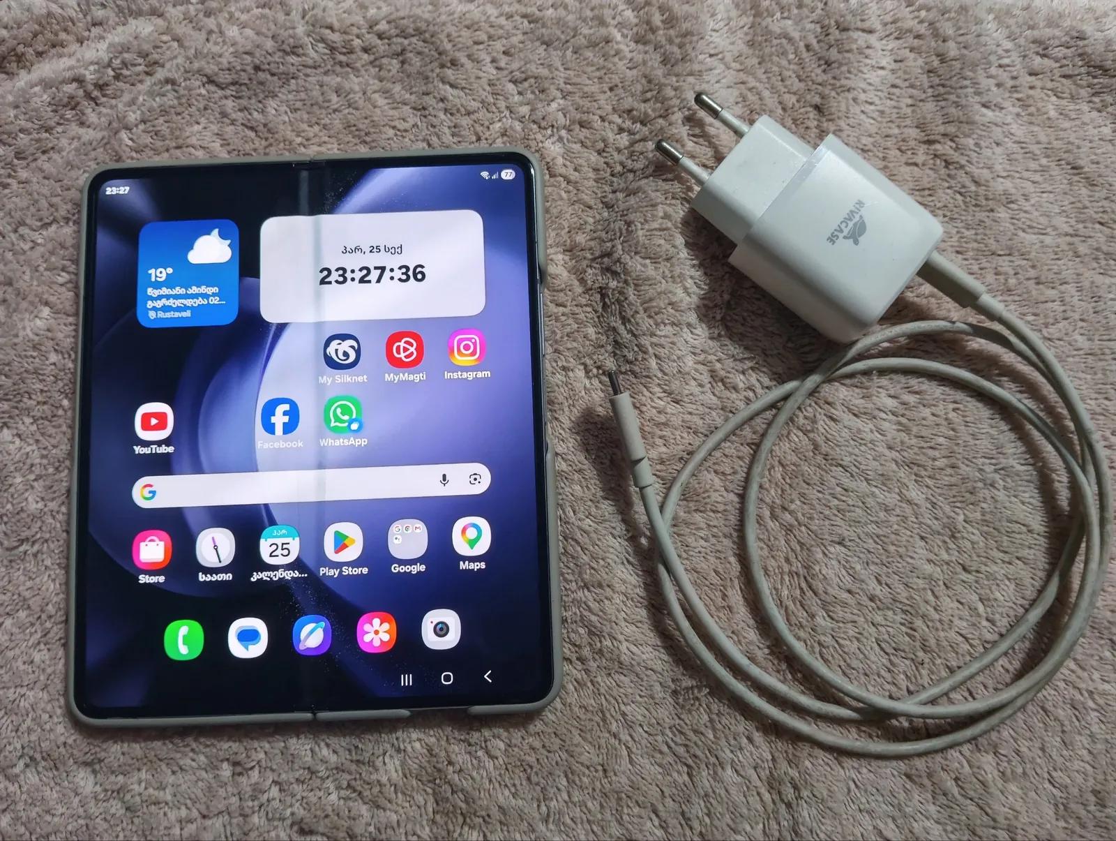 Смартфон Samsung Galaxy Z Fold 5 12/512 ГБ