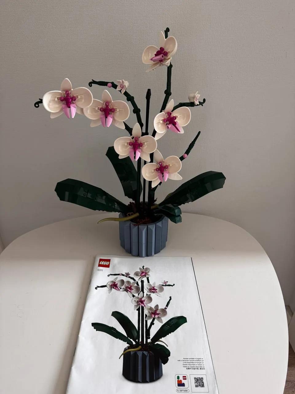 Наборы LEGO Botanicals Орхидея и Букет цветов
