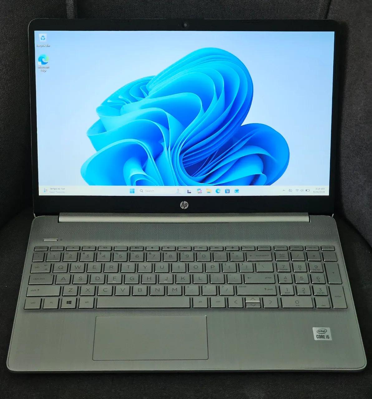 Ноутбук HP и SSD в комплекте