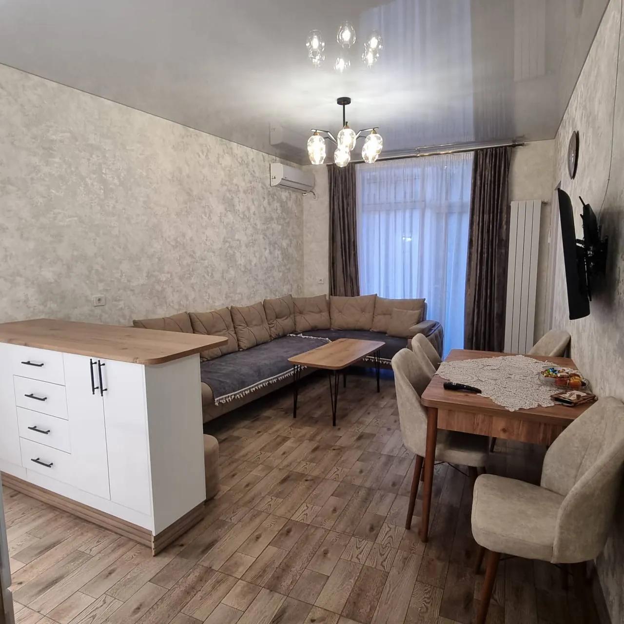 Квартира 65 м² с новым ремонтом в Батуми