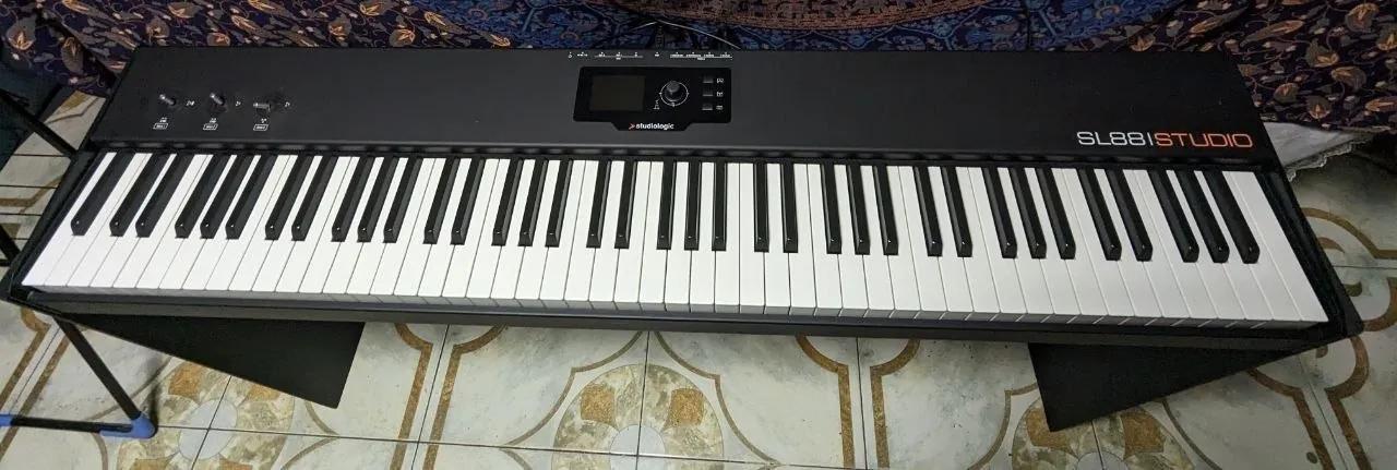 MIDI клавиатура Studiologic SL88 Studio
