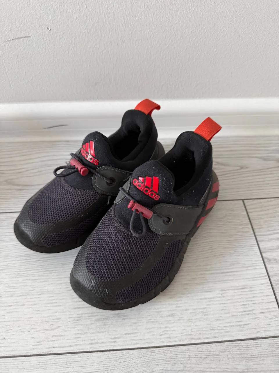 Детские кроссовки Adidas