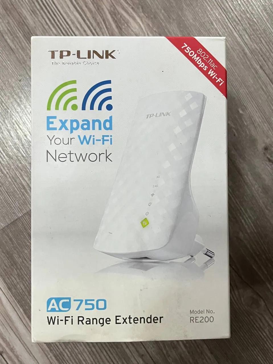 Wi-Fi усилитель TP-Link RE200 AC750