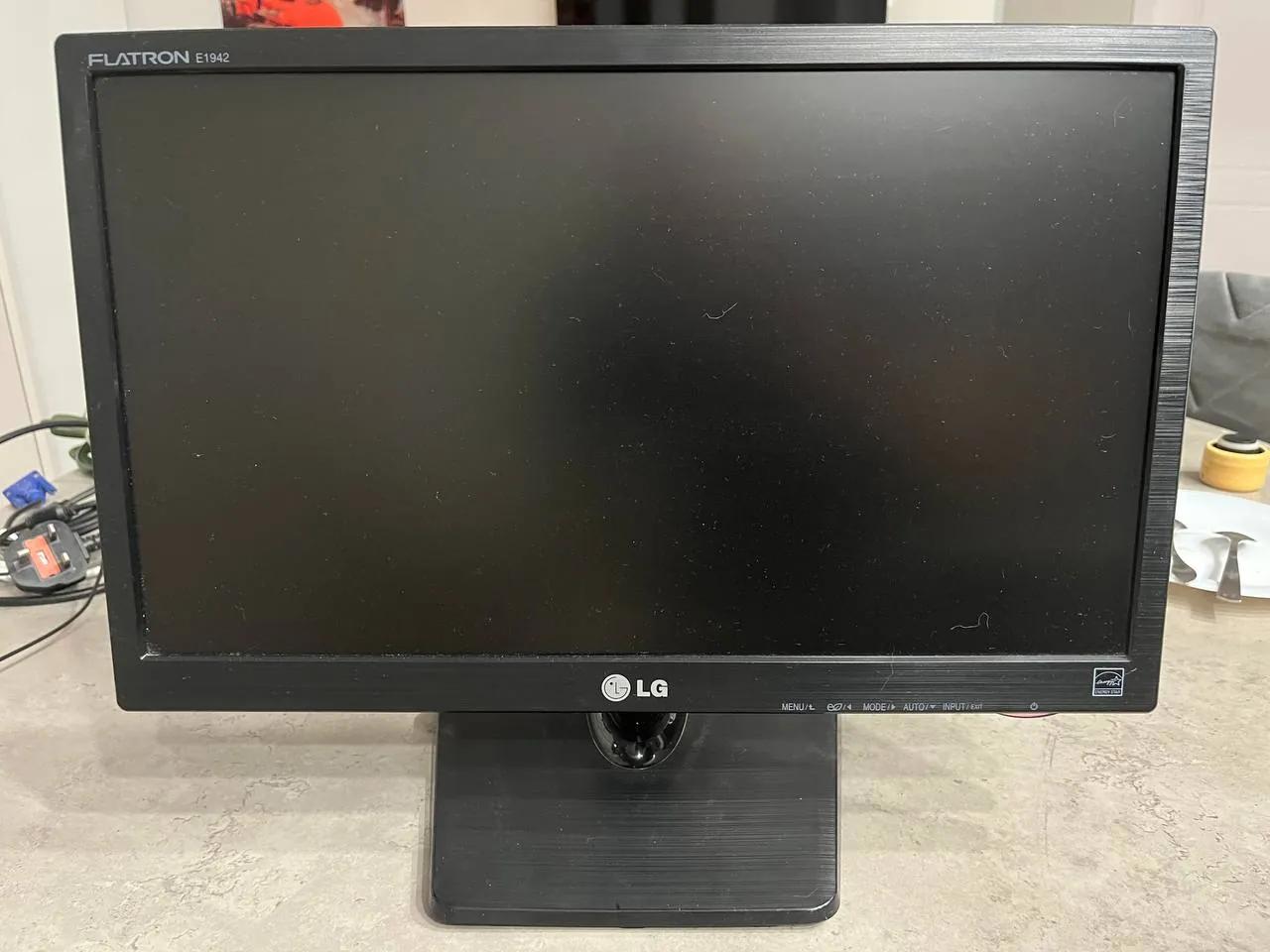 Монитор LG Flatron 19 дюймов