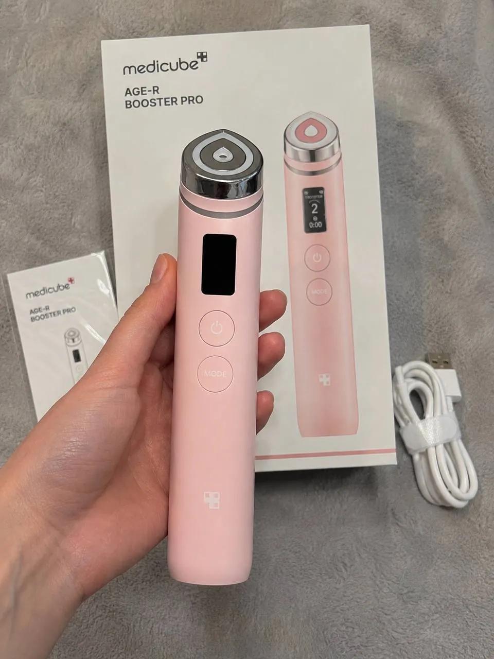 Medicube AGE-R Booster Pro Pink