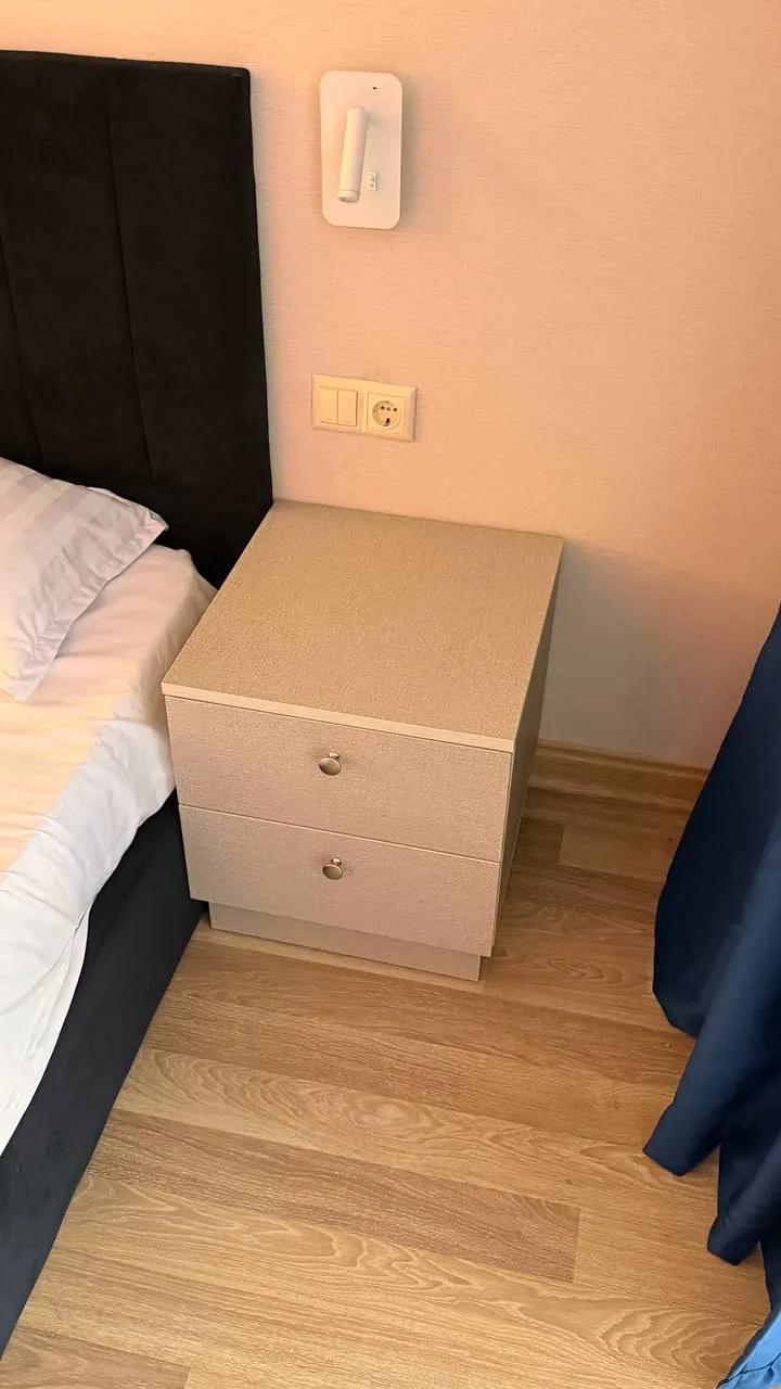 Тумбы прикроватные две