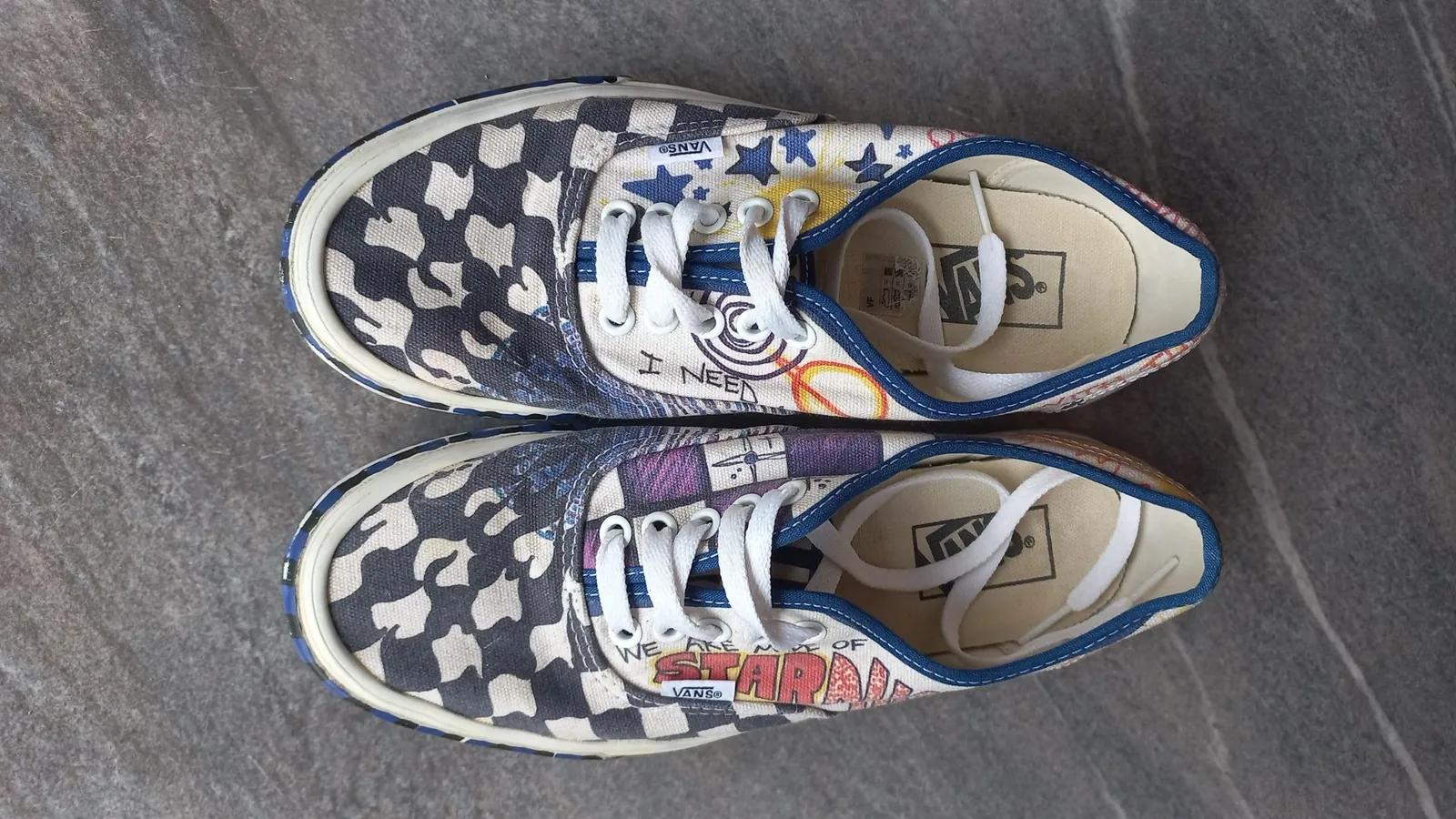 Кроссовки Vans Authentic Galactic Goddess