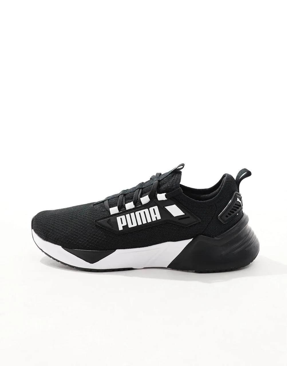 Кроссовки Puma и сандалии Teva