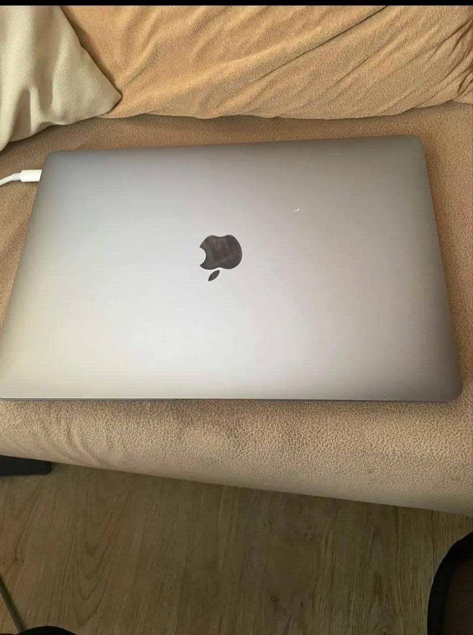 MacBook Air M1 и M2