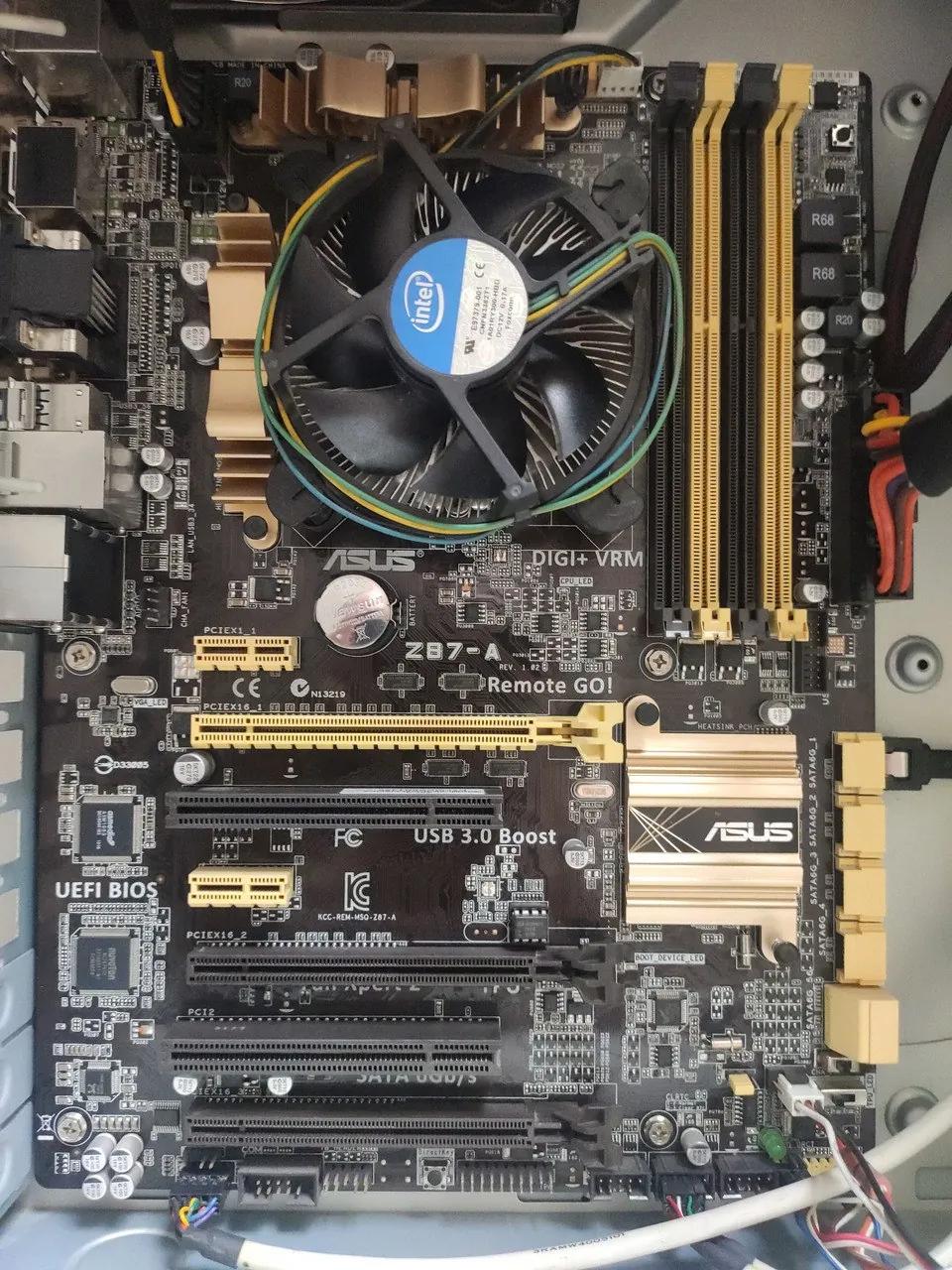 Материнская плата ASUS Z87-A