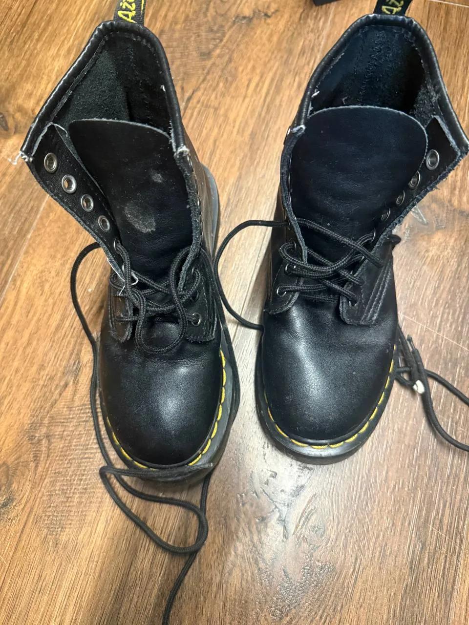 Оригинальные ботинки Dr. Martens размер 37