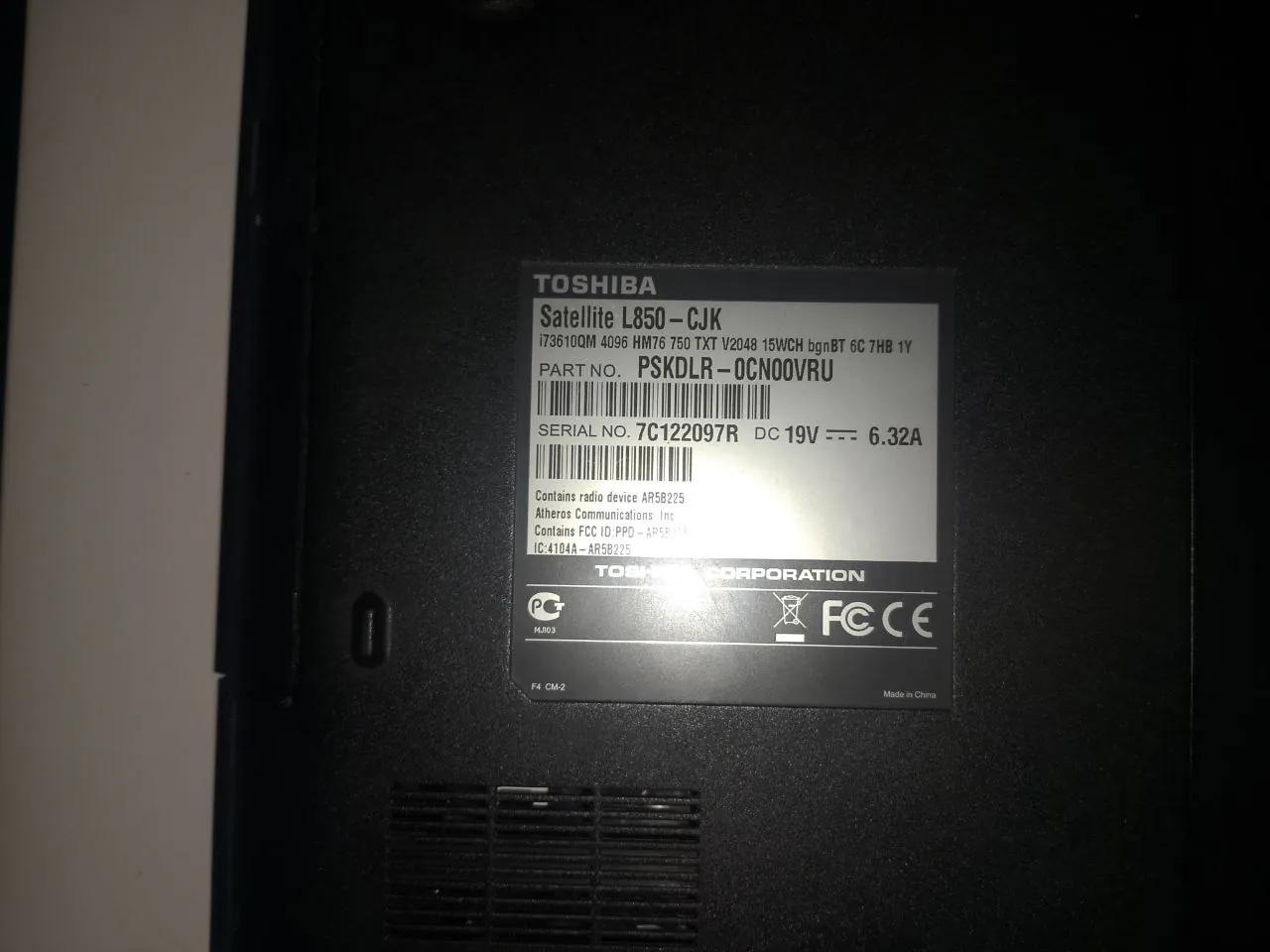Ноутбук на запчасти, оперативная память 8GB DDR3