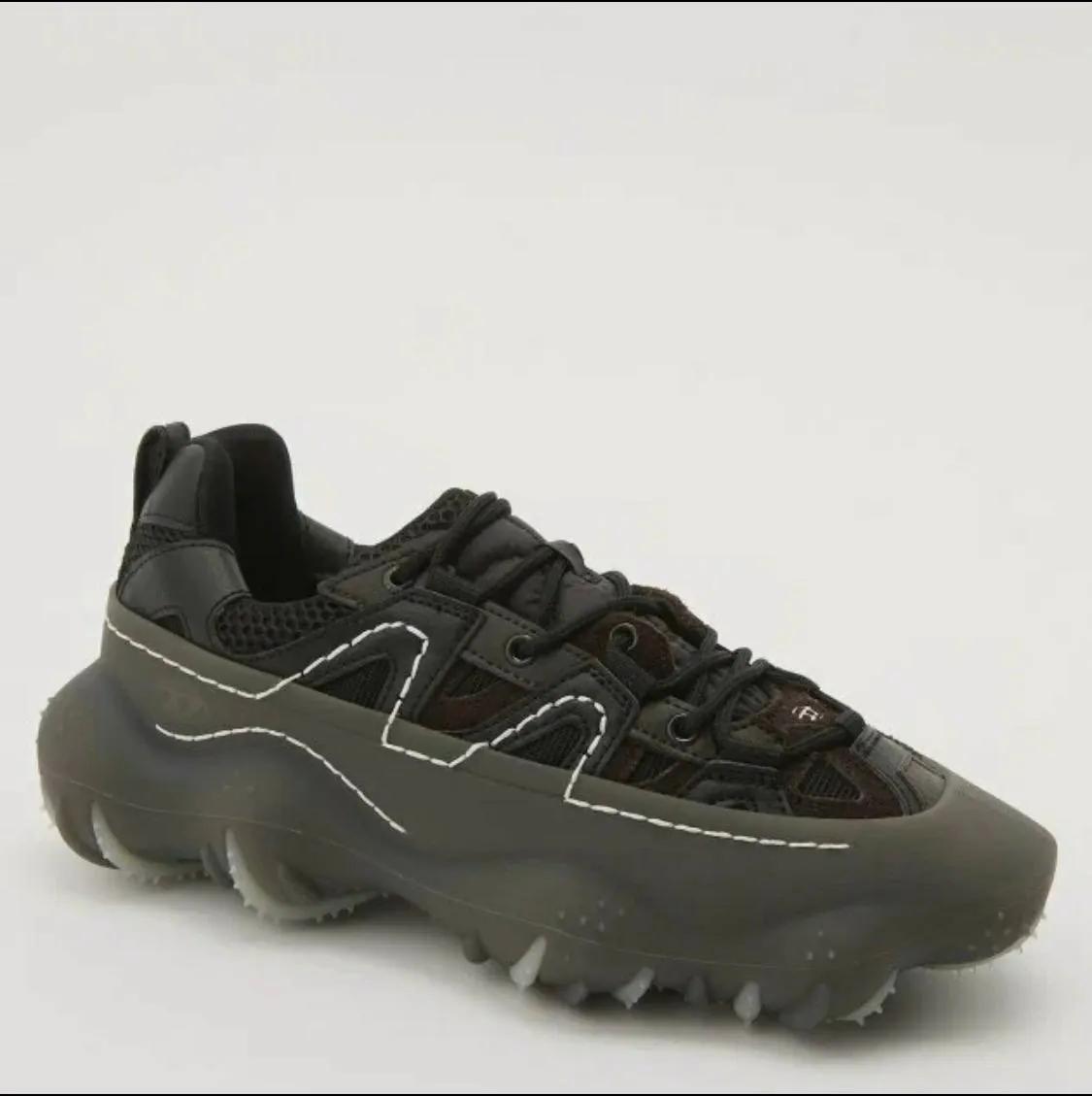 Кроссовки New Balance и Diesel мужские EU 43-44